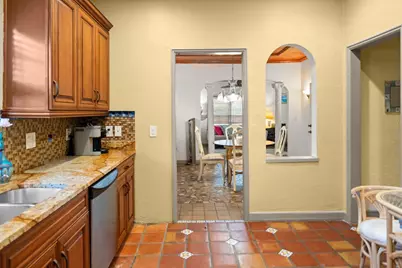 735 Colonial Road, West Palm Beach, FL 33405 - Photo 26