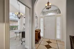 2347 Saratoga Bay Dr, West Palm Beach, FL 33409 - Photo 10