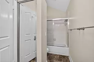 2347 Saratoga Bay Dr, West Palm Beach, FL 33409 - Photo 38