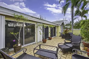 2347 Saratoga Bay Dr, West Palm Beach, FL 33409 - Photo 48