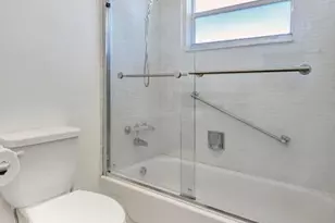 704 Saxony O, Delray Beach, FL 33446 - Photo 18