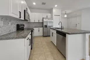 4879 NW 55th Pl, Fort Lauderdale, FL 33319 - Photo 2