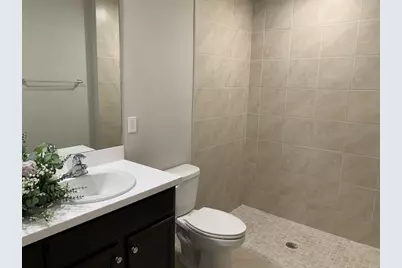 872 SE Chaloupe Avenue, Port Saint Lucie, FL 34983 - Photo 4