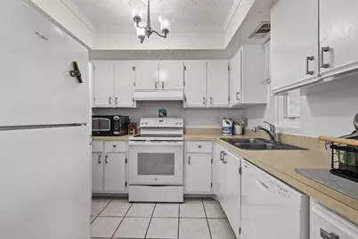 1563 SE Royal Green B203 Circle #B-203, Port Saint Lucie, FL 34952 - Photo 12