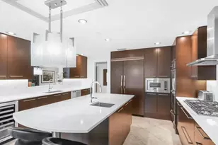 3800 N Ocean Dr, Singer Island, FL 33404 - Photo 8