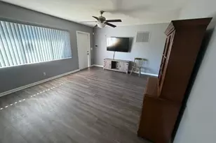 2399 SE Madison St, Stuart, FL 34997 - Photo 4