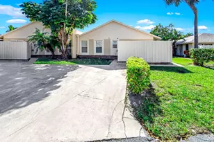 226 SE 1st Cir, Boynton Beach, FL 33435 - Photo 2