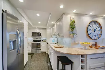 5600 N Flagler Drive #307, West Palm Beach, FL 33407 - Photo 2