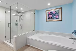 2450 Presidential Way, West Palm Beach, FL 33401 - Photo 16