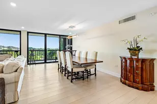 2450 Presidential Way, West Palm Beach, FL 33401 - Photo 4