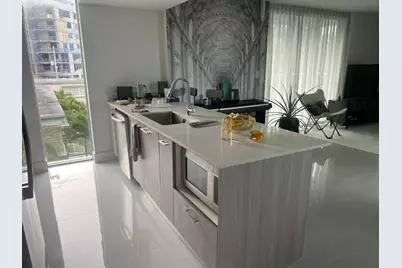 1133 102nd Street #403, Bay Harbor Islands, FL 33154 - Photo 4