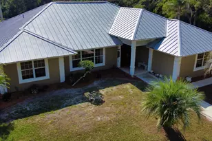 2884 SE Ranch Acres Cir, Jupiter, FL 33478 - Photo 2