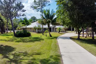 2884 SE Ranch Acres Cir, Jupiter, FL 33478 - Photo 2
