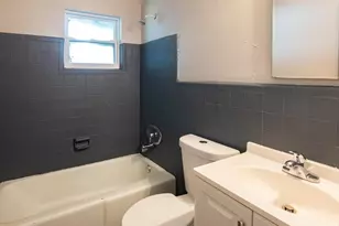 1009 9th St, West Palm Beach, FL 33401 - Photo 8