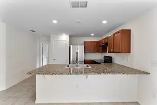 5330 NW Pine Trail Cir, Port Saint Lucie, FL 34983 - Photo 6