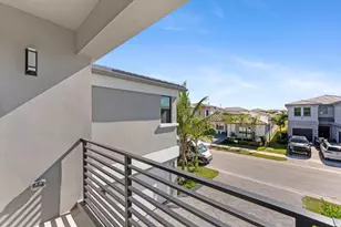 9377 Tangerine Coast Dr, Boca Raton, FL 33434 - Photo 32