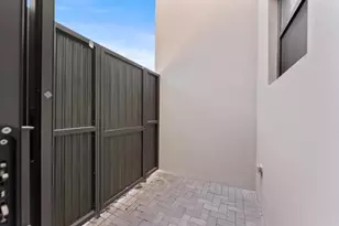 9377 Tangerine Coast Dr, Boca Raton, FL 33434 - Photo 10