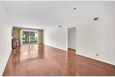 2302 Lucaya Lane #D2, Coconut Creek, FL 33067 - Photo 8