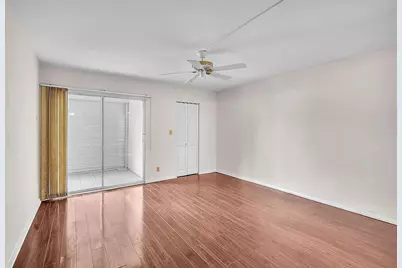 2302 Lucaya Lane #D2, Coconut Creek, FL 33067 - Photo 10