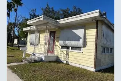 602 W Midway Road, Fort Pierce, FL 34982 - Photo 1