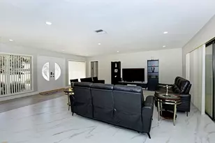 5979 Pinebrook Dr, Boca Raton, FL 33433 - Photo 8