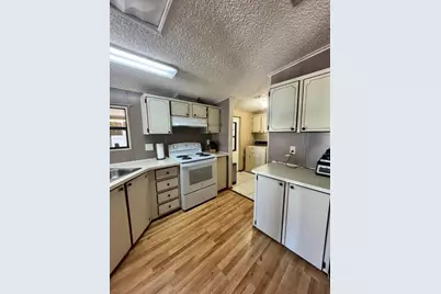 13953 Adelfa Avenue, Fort Pierce, FL 34951 - Photo 12