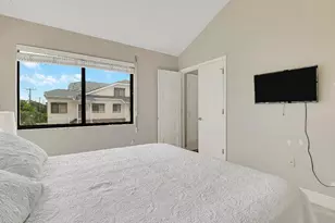 360 Bella Vista Ct N, Jupiter, FL 33477 - Photo 14