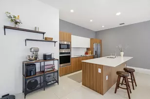 1241 NE 18th Ave, Fort Lauderdale, FL 33304 - Photo 14