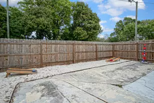 1002 Ave E E, Fort Pierce, FL 34950 - Photo 34