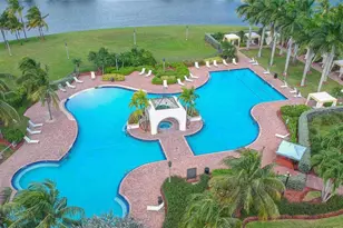 9814 Shepard Pl, Wellington, FL 33414 - Photo 2