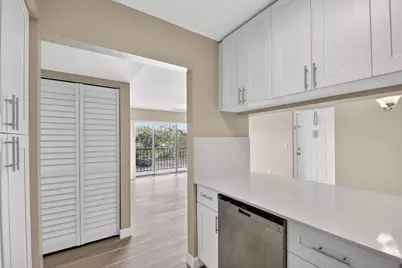 719 Sunny Pine Way #D2, Greenacres, FL 33415 - Photo 18