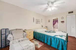 354 Lake Frances Dr, West Palm Beach, FL 33411 - Photo 14