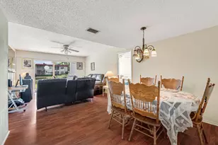 354 Lake Frances Dr, West Palm Beach, FL 33411 - Photo 4