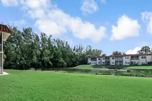 354 Lake Frances Dr, West Palm Beach, FL 33411 - Photo 22