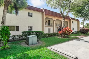 354 Lake Frances Dr, West Palm Beach, FL 33411 - Photo 28