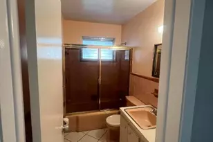 4007 Johnson St, Hollywood, FL 33021 - Photo 8