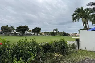 17402 Via Capri E, Boca Raton, FL 33496 - Photo 4