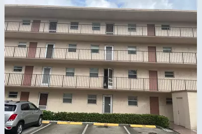 725 Lori Drive #106, Lake Worth Beach, FL 33461 - Photo 2