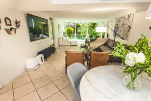 501 SW 11th Pl, Boca Raton, FL 33432 - Photo 8