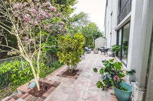 501 SW 11th Pl, Boca Raton, FL 33432 - Photo 1