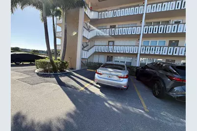 313 Greenbrier B, West Palm Beach, FL 33417 - Photo 2