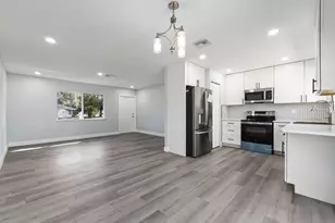 2075 7th Ct SW, Vero Beach, FL 32962 - Photo 6