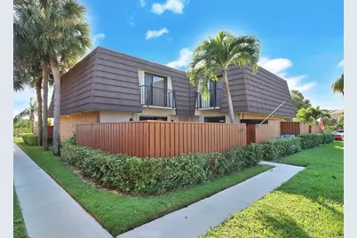 2117 21st Court, Jupiter, FL 33477 - Photo 2