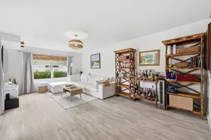 1934 Stratford Way, West Palm Beach, FL 33409 - Photo 4