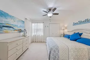 7649 Tahiti Ln, Lake Worth, FL 33467 - Photo 16