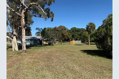 2104 N 53rd Street, Fort Pierce, FL 34946 - Photo 2