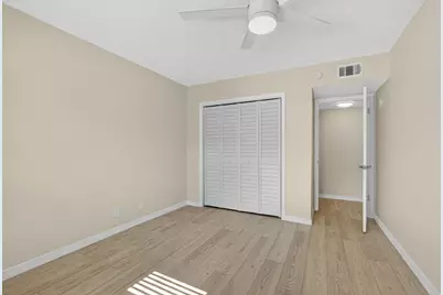 51 Stratford D, West Palm Beach, FL 33417 - Photo 12