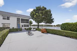 51 Stratford D, West Palm Beach, FL 33417 - Photo 18