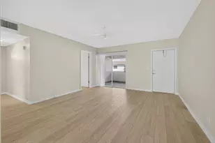 51 Stratford D, West Palm Beach, FL 33417 - Photo 8