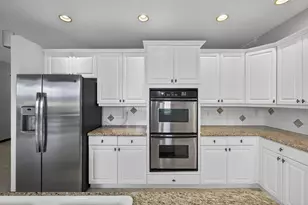 1168 Oakwater Dr, Royal Palm Beach, FL 33411 - Photo 18